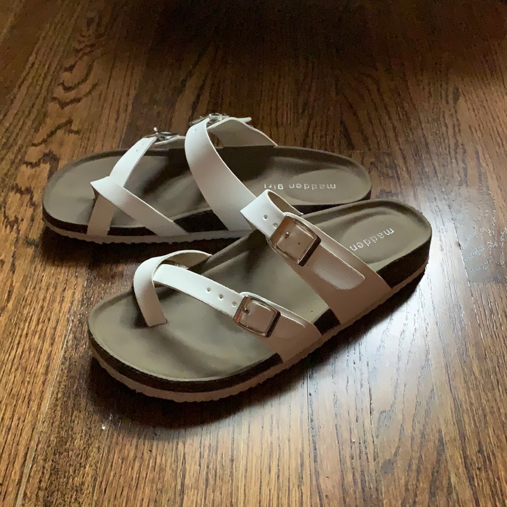 White crossed madden girl sandals